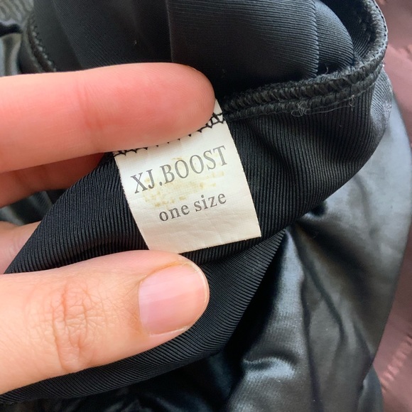 X.J. BOOST Sexy Black Faux Leather Leggings 🌿 - Picture 8 of 10